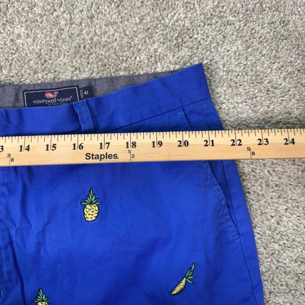 Vineyard Vines Shorts Mens 42 Breaker Short Blue Pineapple Embroidered EUC